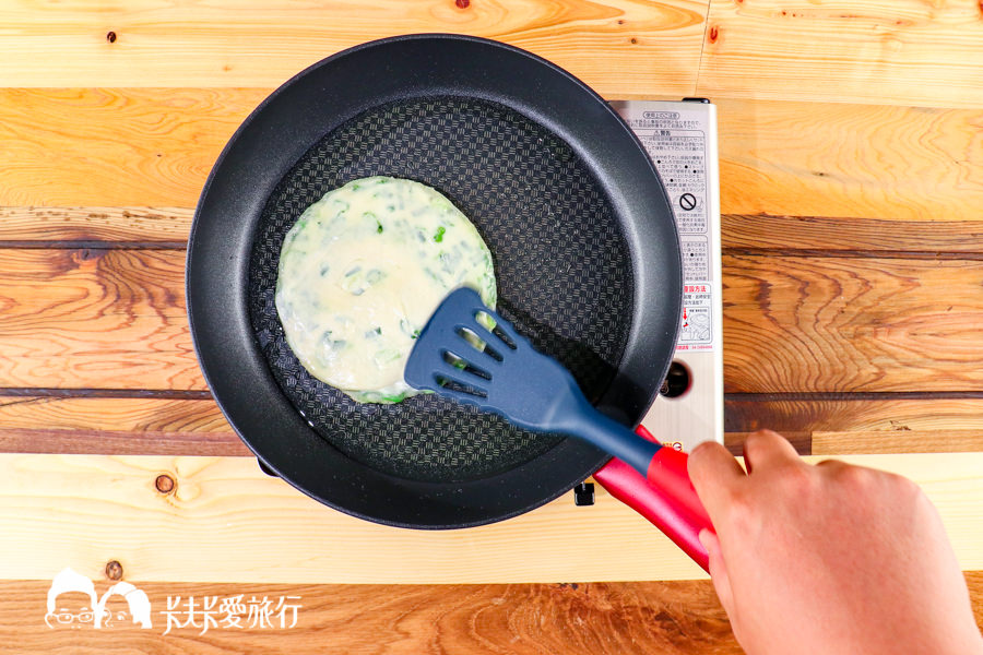 【料理食譜】宜蘭三星蔥油餅｜簡單3步驟就上手！DIY做法大公開在家輕鬆做