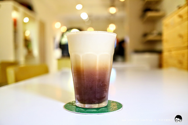 【羅東咖啡】袋鼠咖啡 Kangaroo Café｜來自澳洲的咖啡+抹茶牛奶捲檸檬派蘋果派 - kafkalin.com