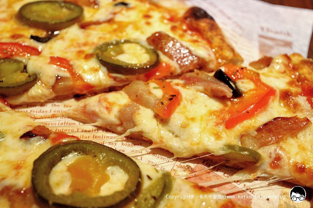 【宜蘭頭城義式】貝加莫廚房｜海邊古堡內的披薩Pizza輕食沙拉 - kafkalin.com